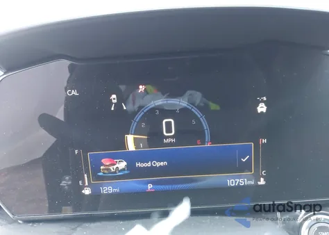 2025 Chevrolet Trax Fwd 2Rs z USA, uszkodzony, nr VIN KL77LJEP4SC210973